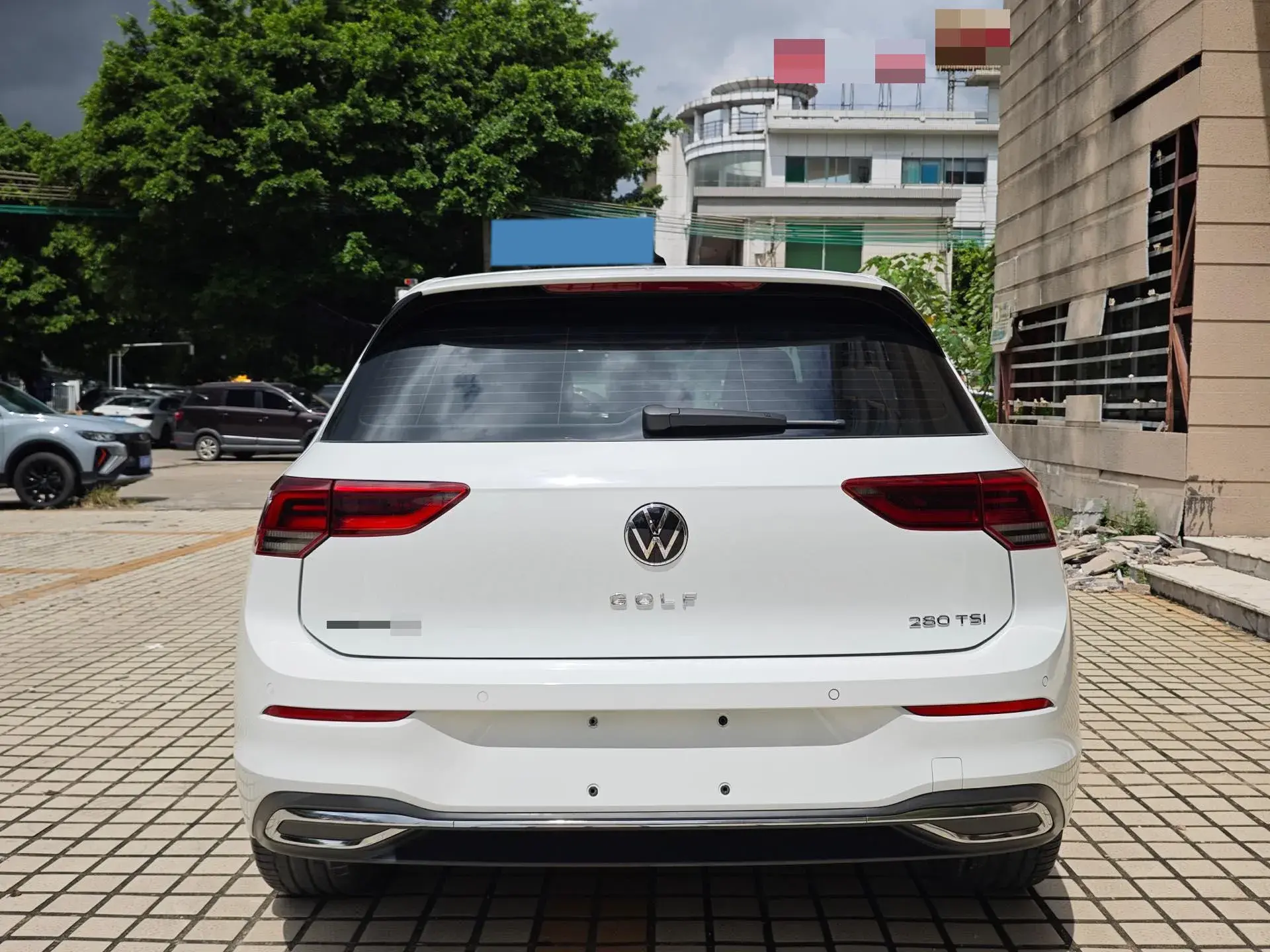 2021 VOLKSWAGEN GOLF thumbnail 4
