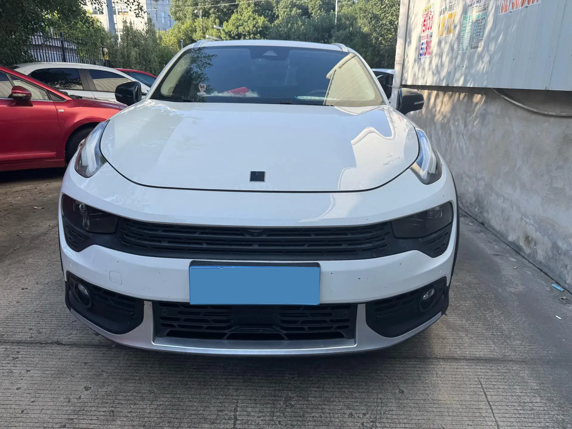 2019 LYNK&CO 02 thumbnail 2