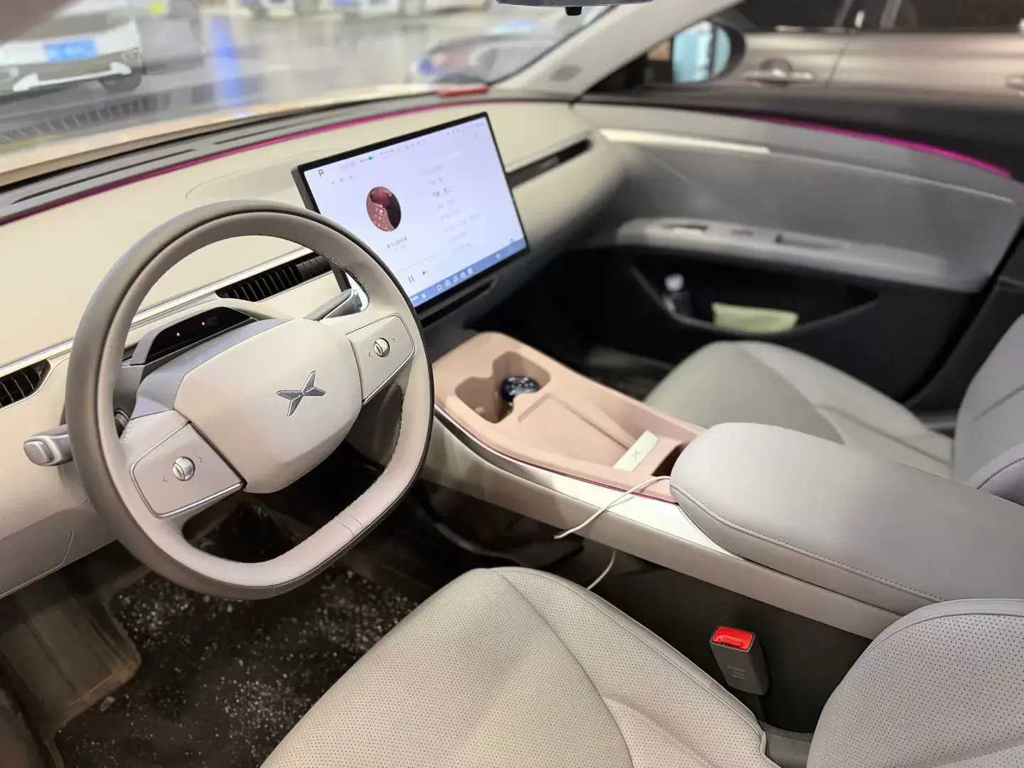 2024 XPENG MONA thumbnail 4