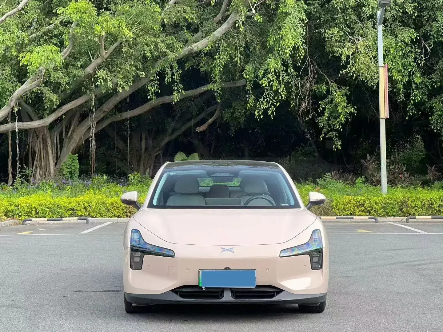 2024 XPENG MONA thumbnail 2