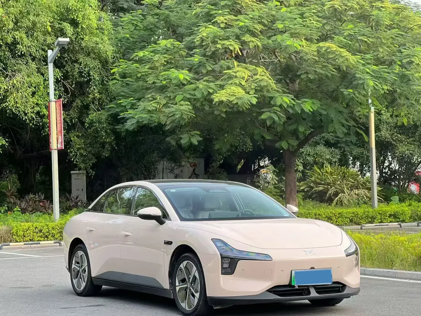 2024 XPENG MONA thumbnail 3