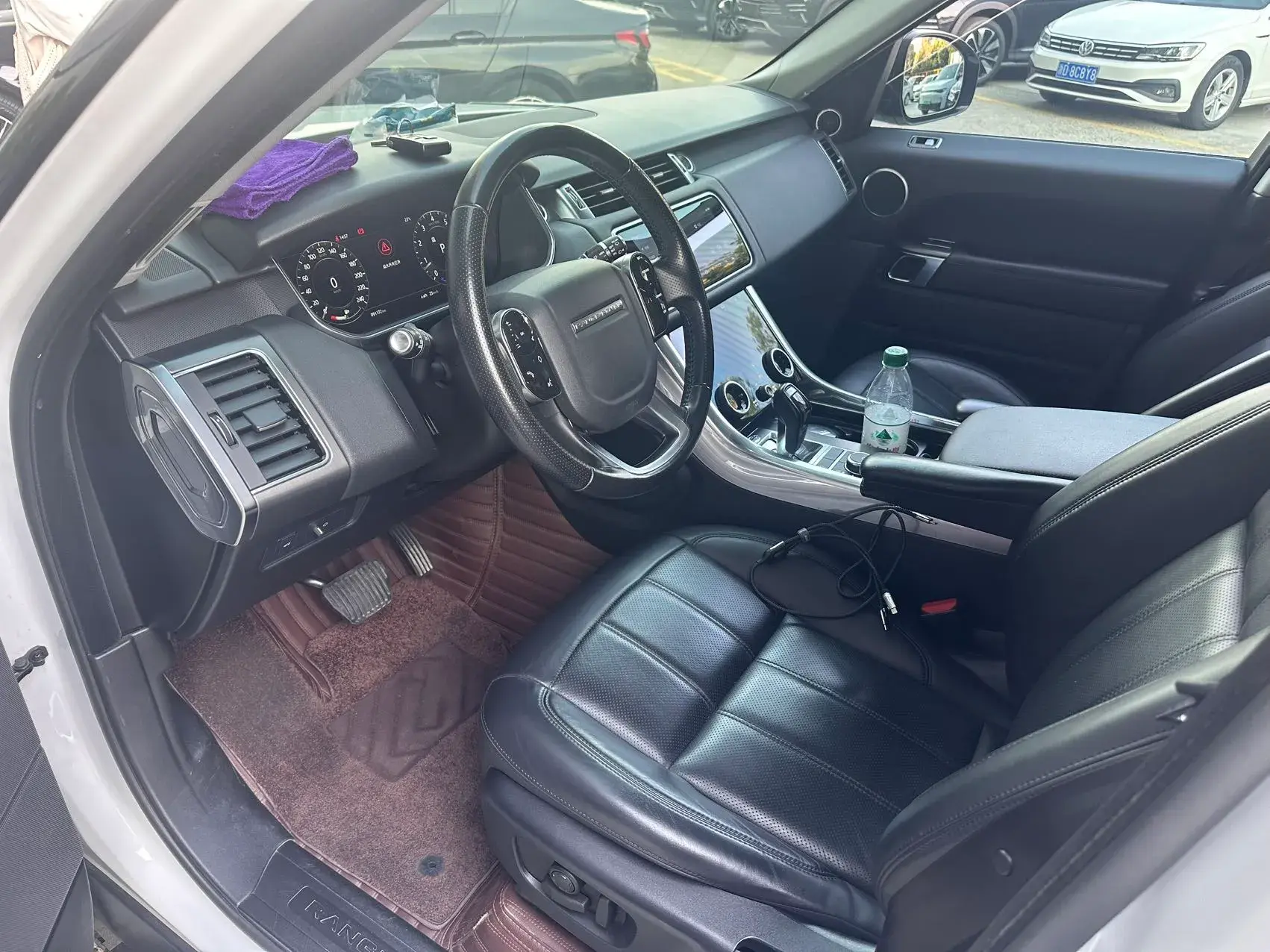 2019 LAND ROVER thumbnail 2