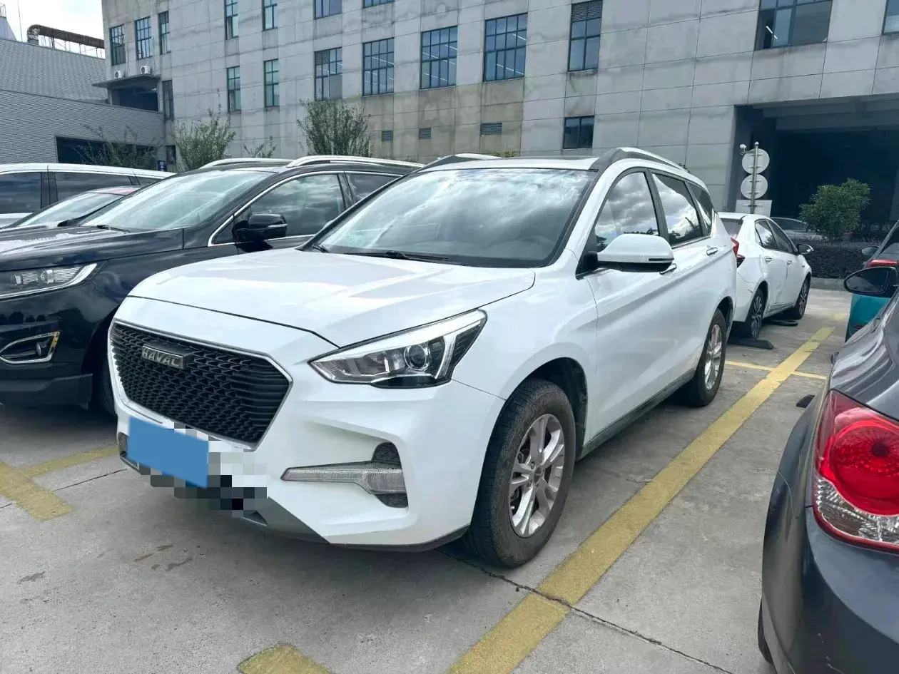 2018 HAVAL M6 view 1