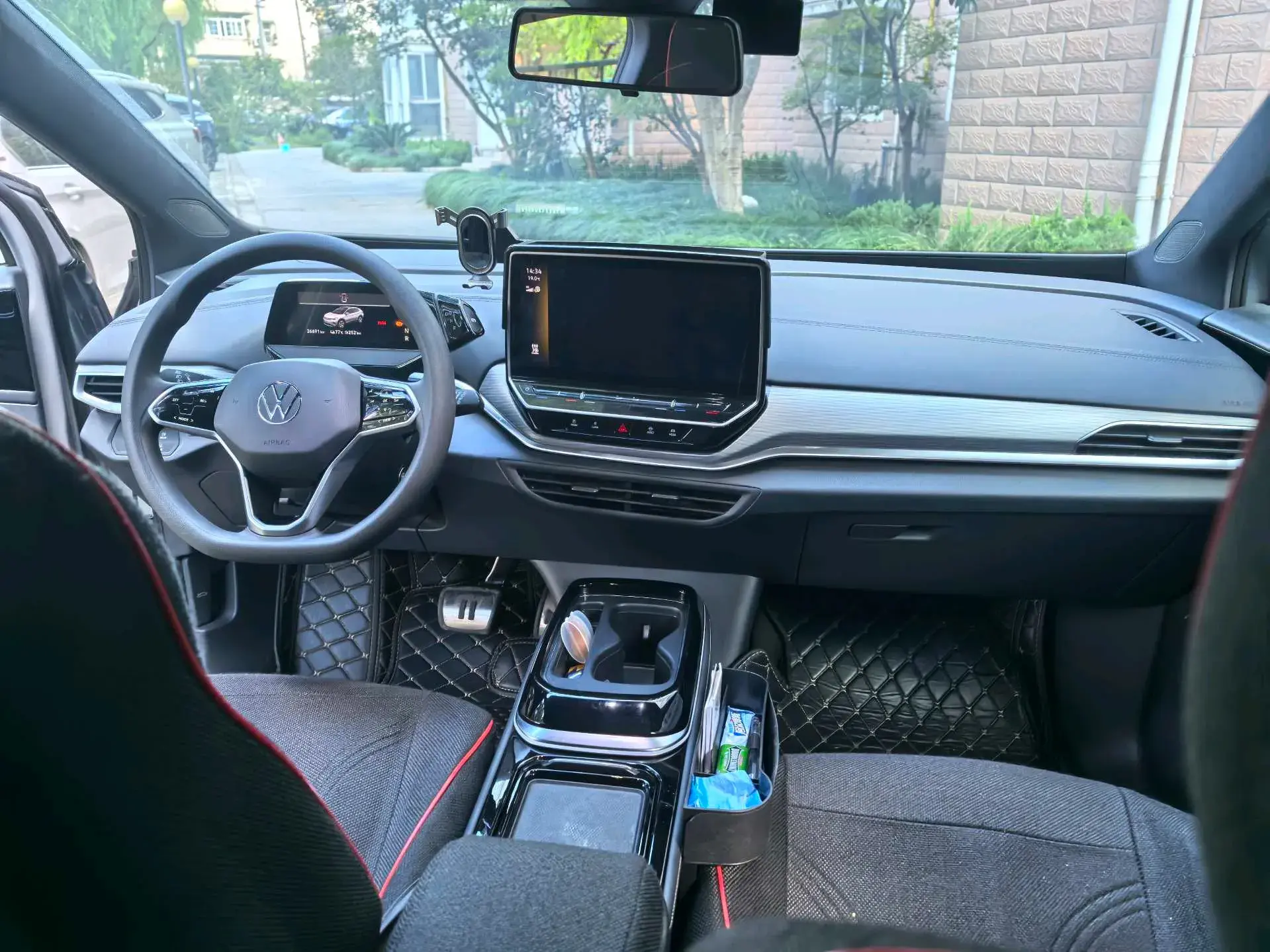 2022 VOLKSWAGEN ID.4 thumbnail 2