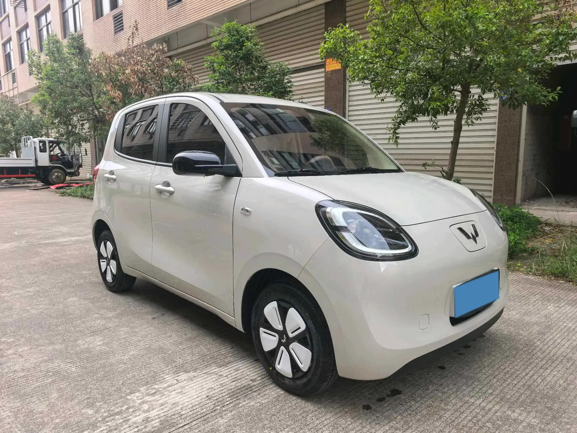 2025 WULING HONGGUANG thumbnail 3