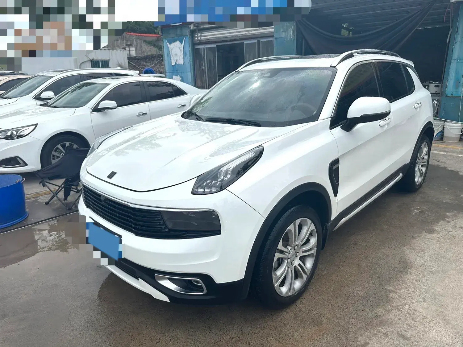 2019 LYNK&CO 01 view 1