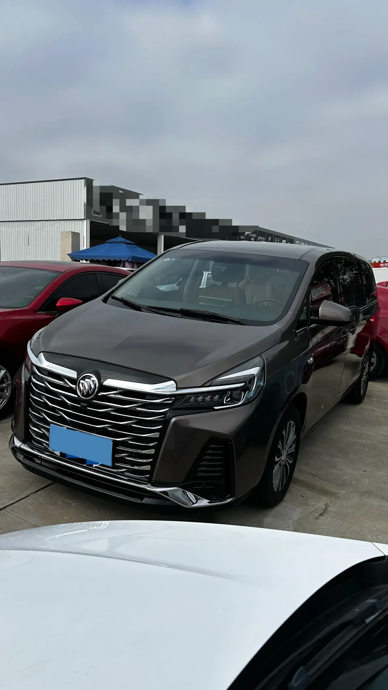 2021 BUICK GL8 view 1