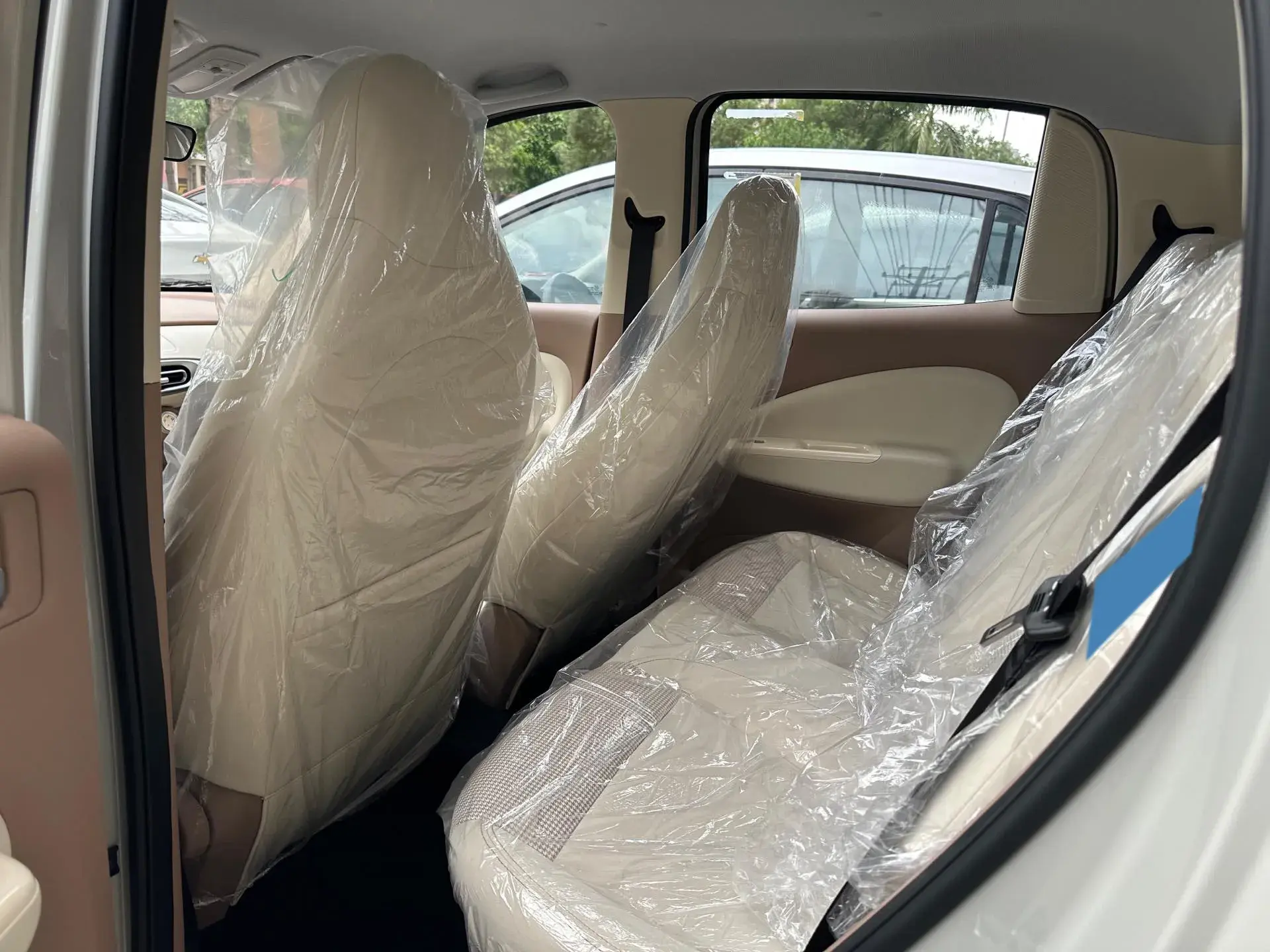 2025 WULING HONGGUANG thumbnail 4