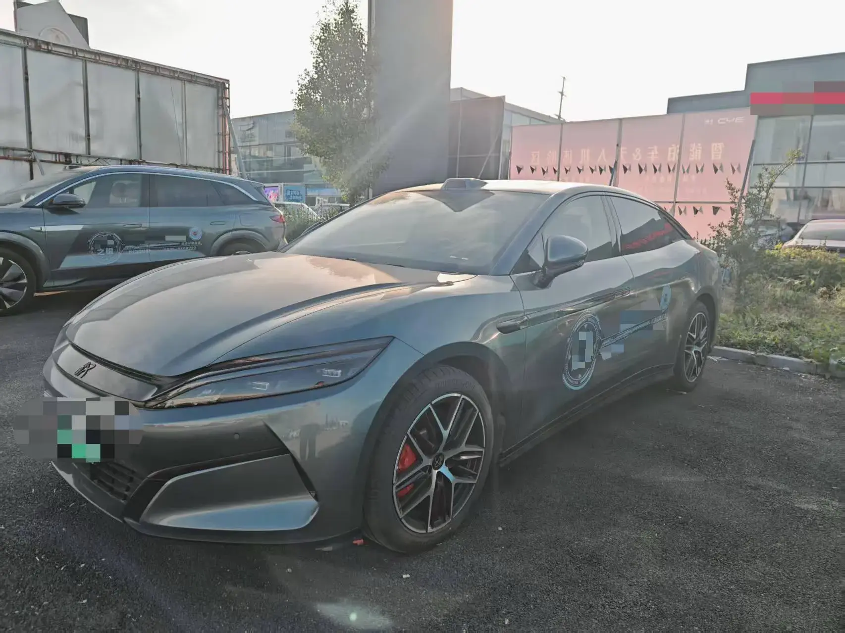 2025 BYD HANL view 1