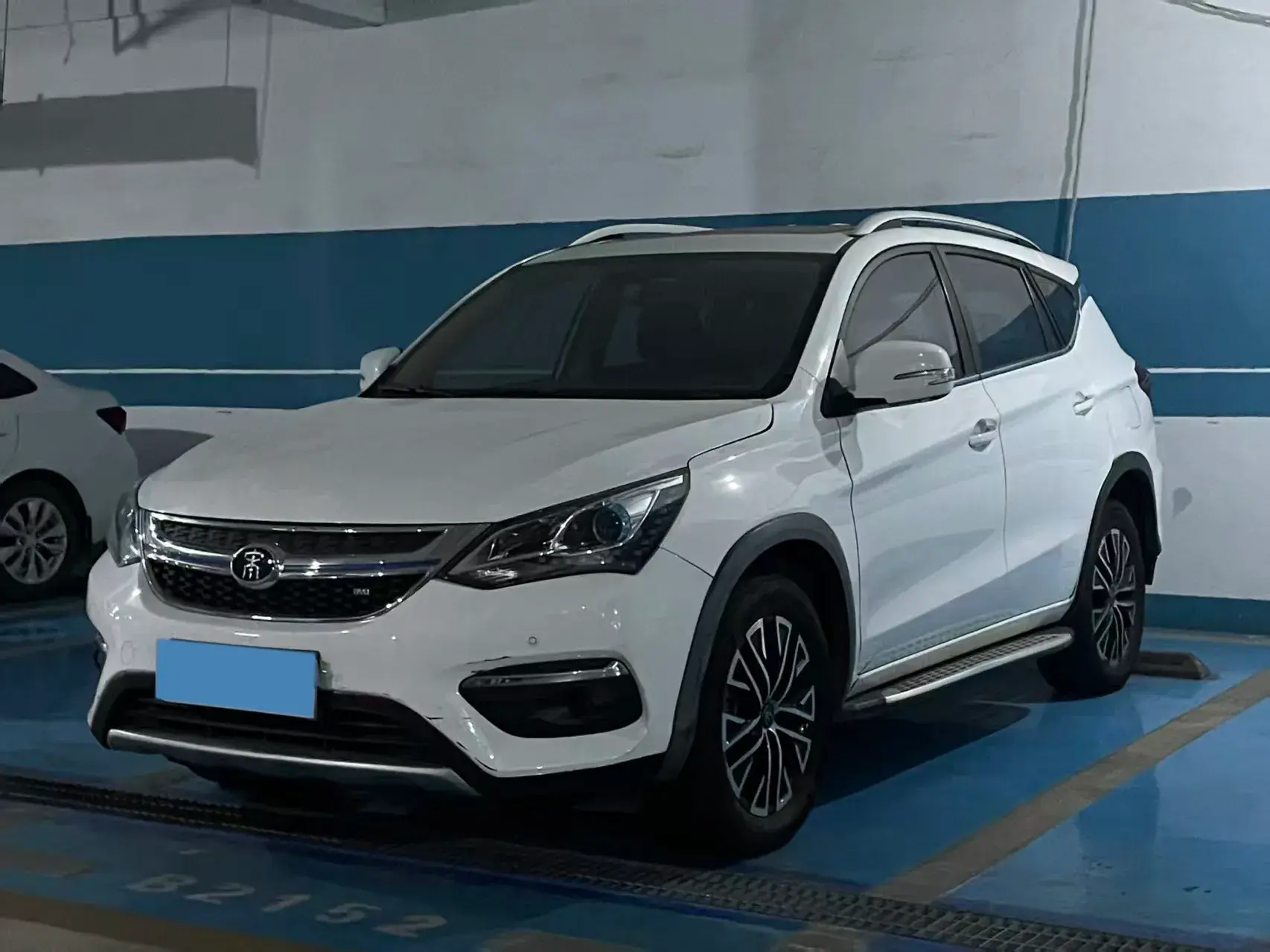 2017 BYD SONG view 1