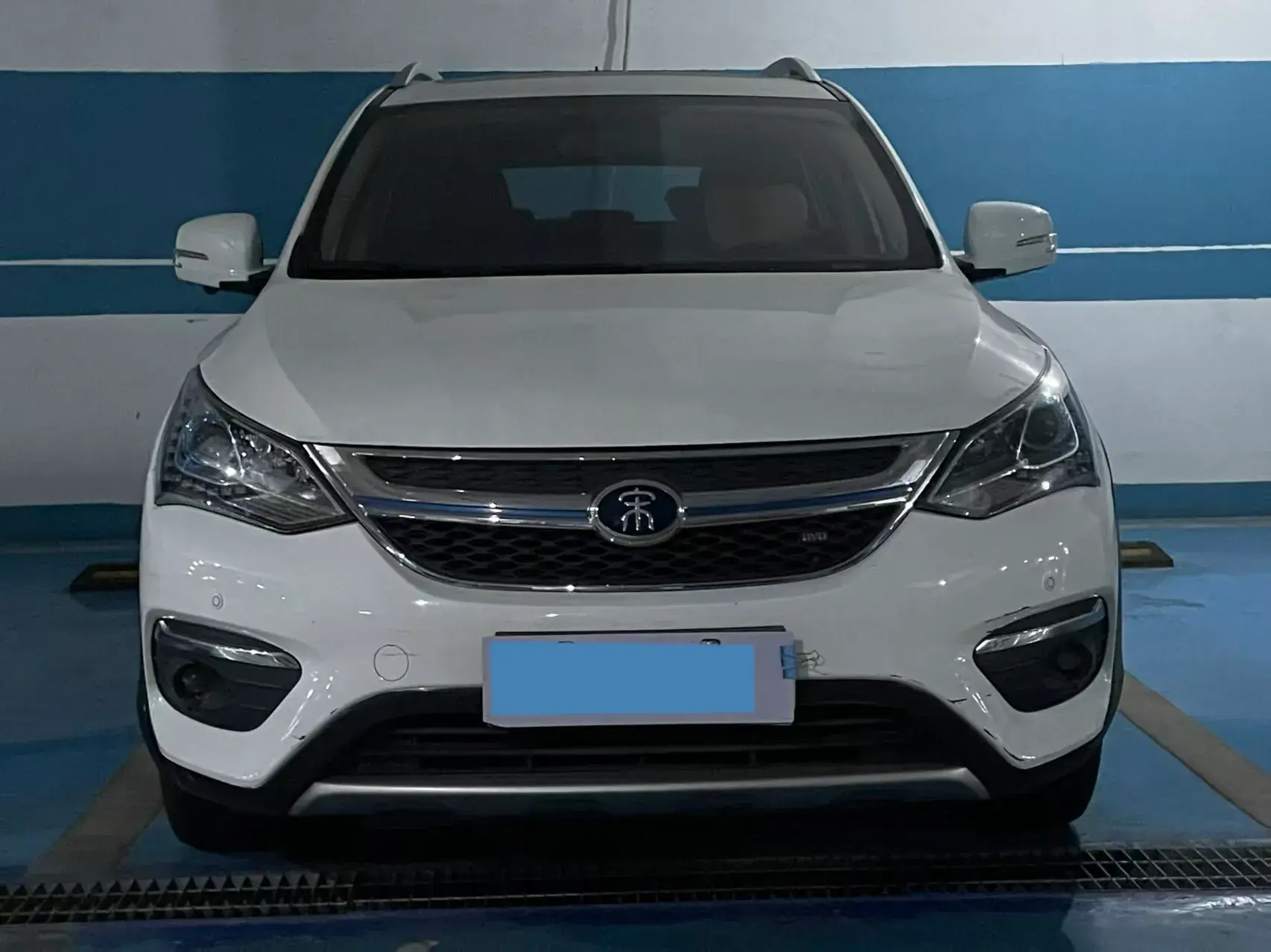 2017 BYD SONG thumbnail 2