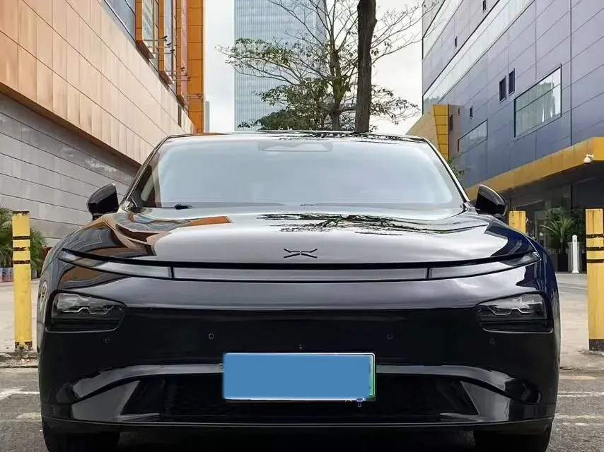 2020 XPENG P7 thumbnail 2