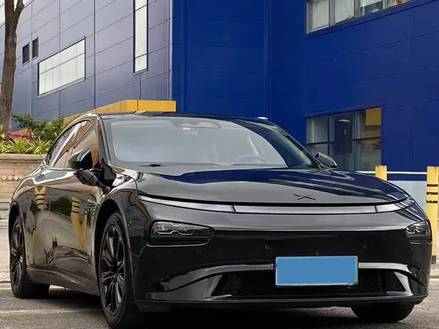 2020 XPENG P7 thumbnail 3