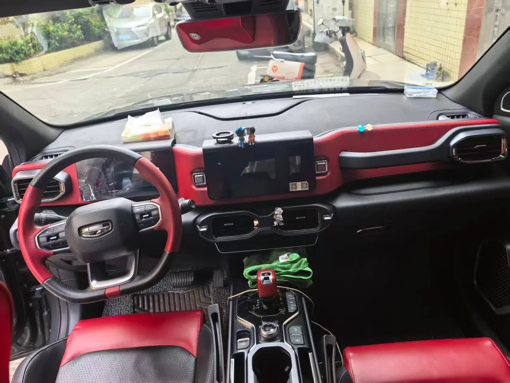 2020 GEELY ICON thumbnail 4