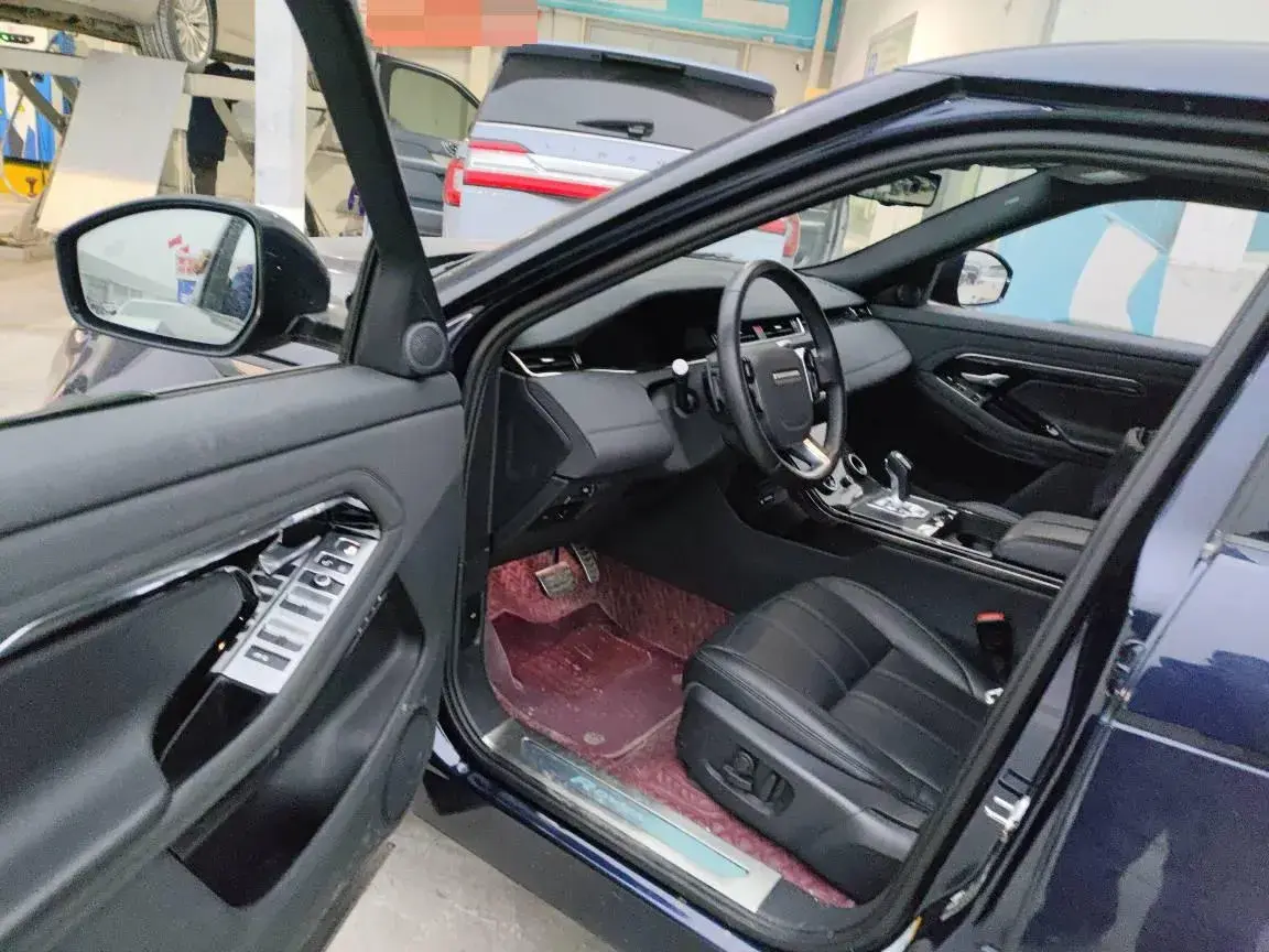 2020 LAND ROVER thumbnail 2