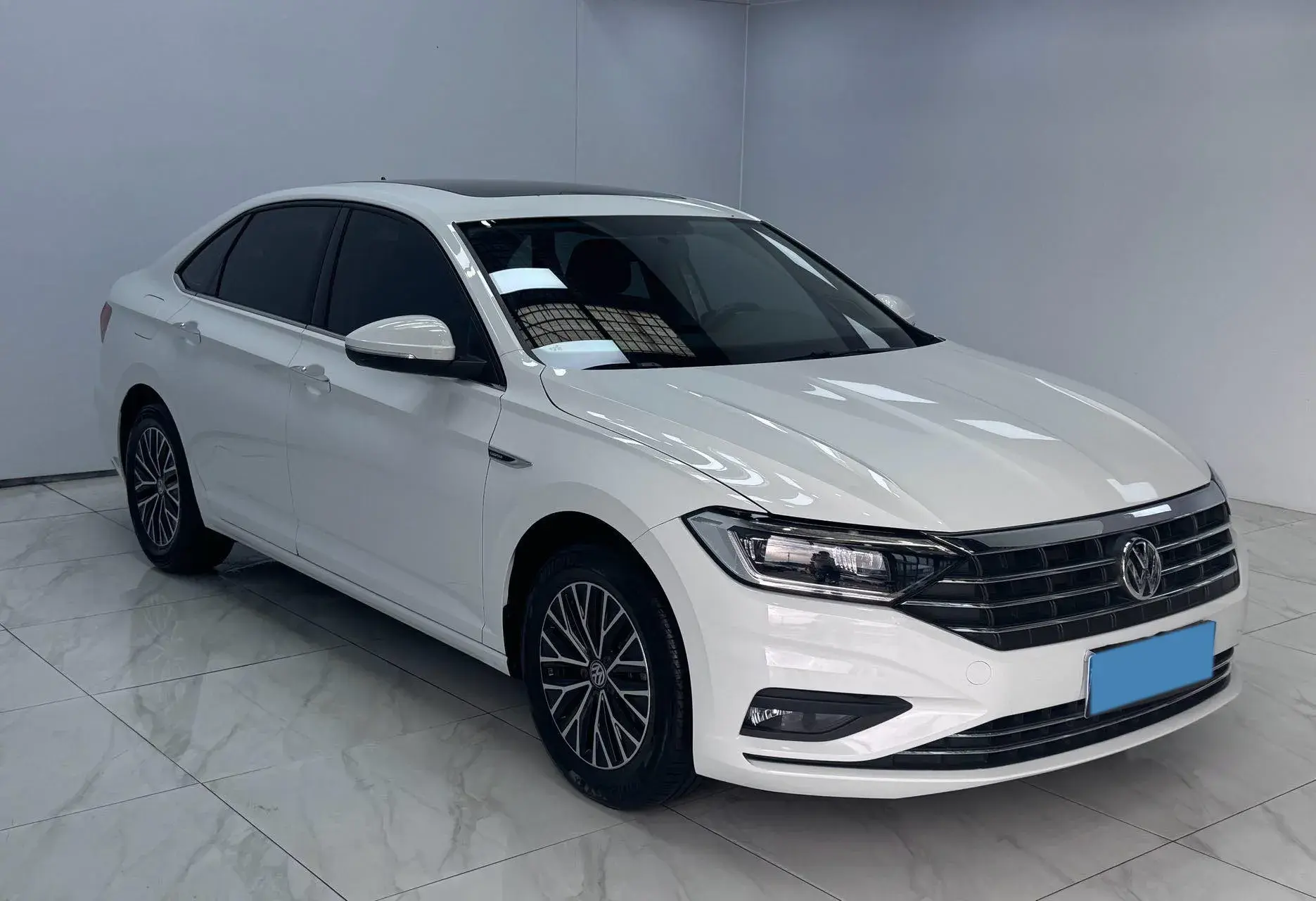 2021 VOLKSWAGEN SAGITAR thumbnail 3