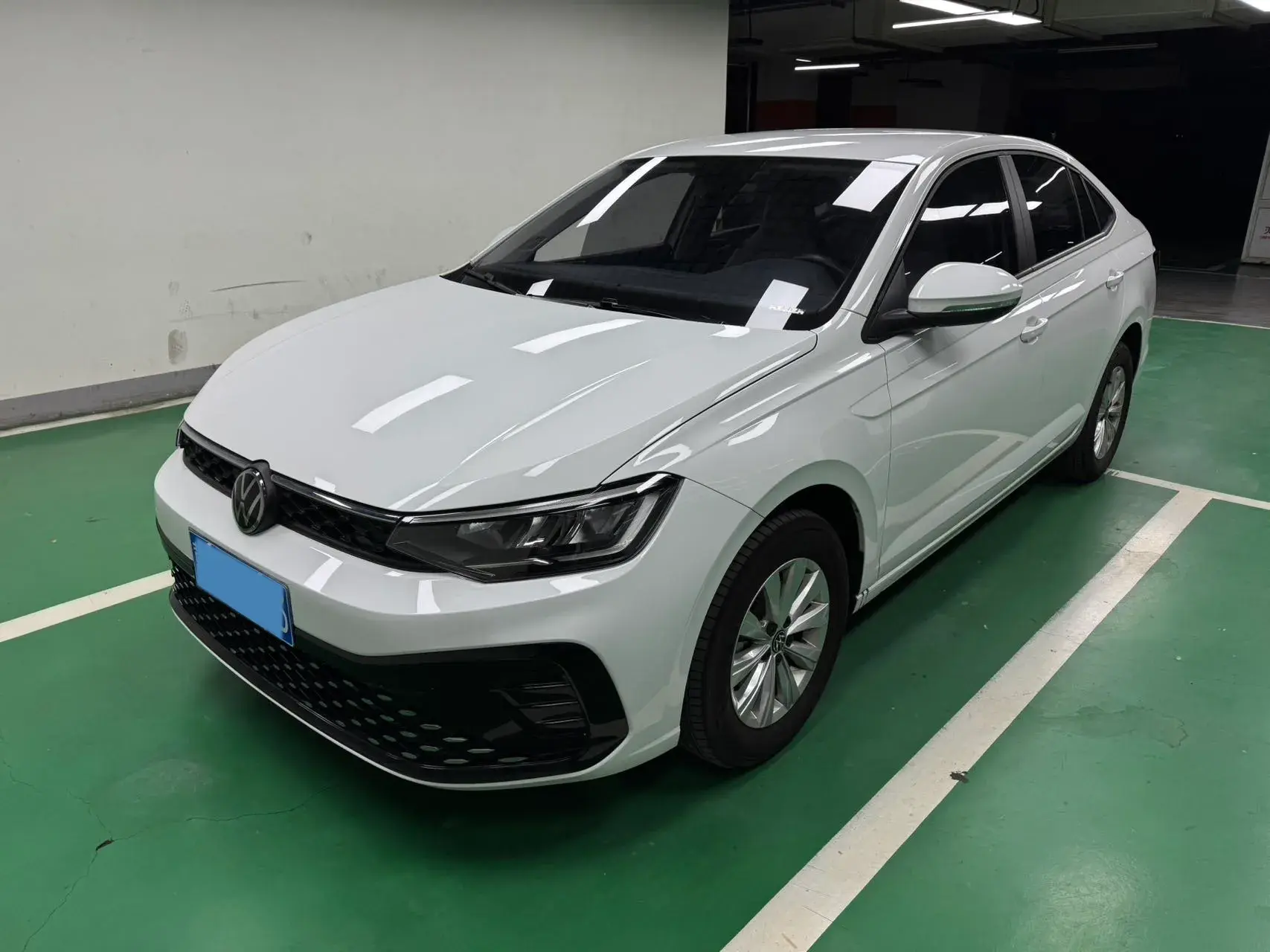 2023 VOLKSWAGEN LAVIDA view 1