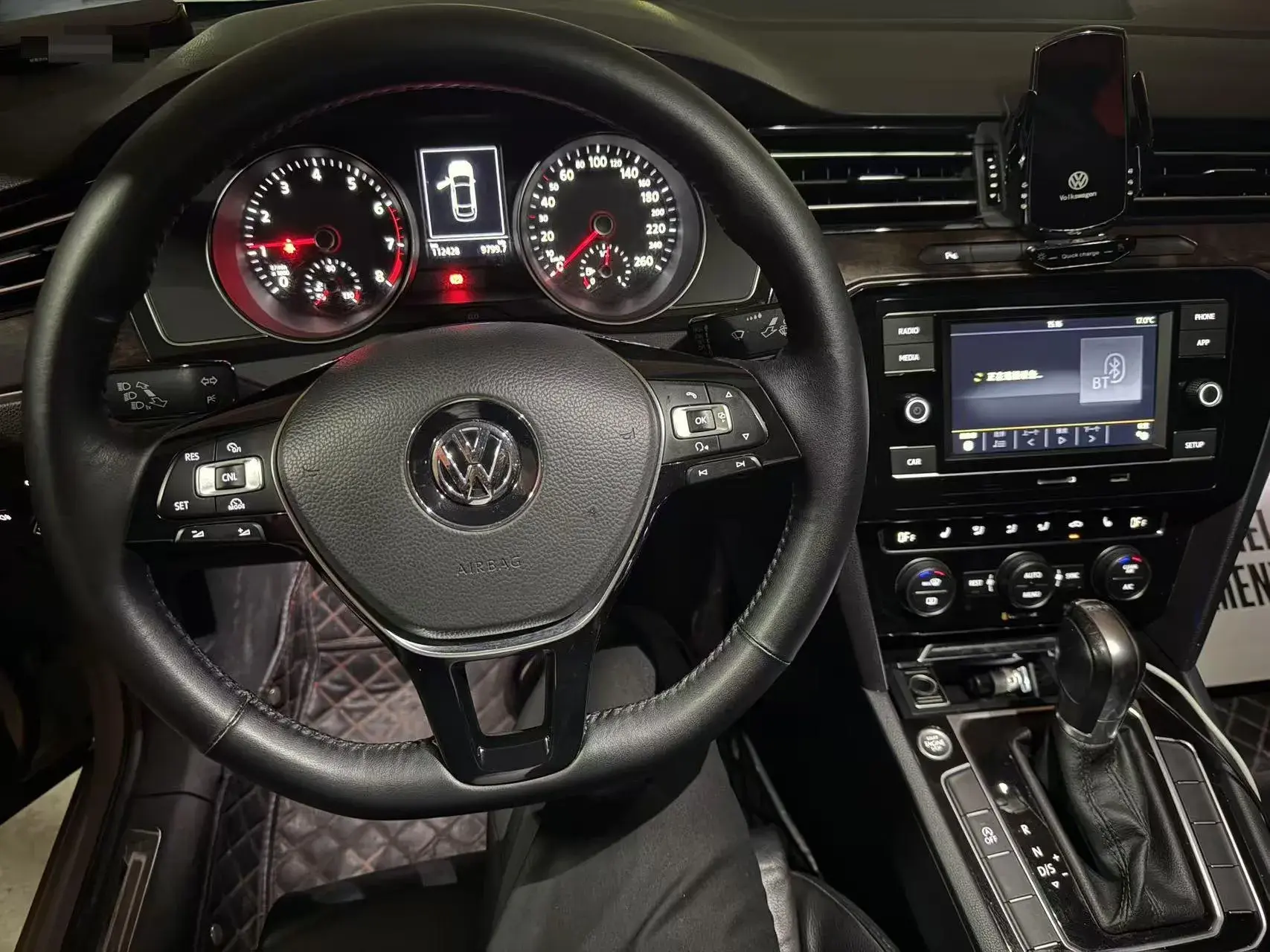 2018 VOLKSWAGEN MAGOTAN thumbnail 2