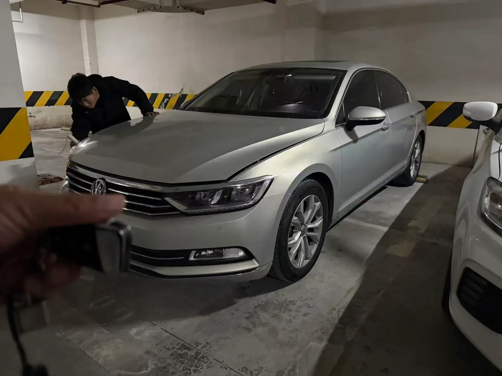 2018 VOLKSWAGEN MAGOTAN view 1