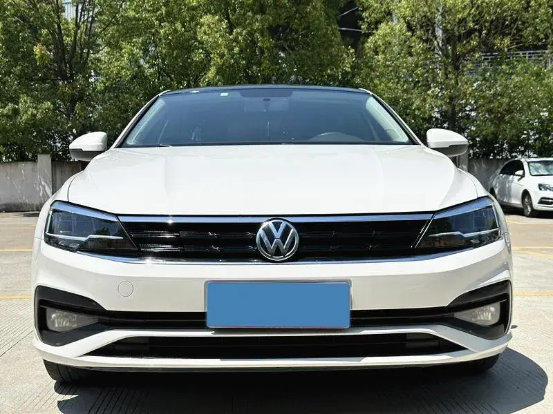 2019 VOLKSWAGEN LAMANDO thumbnail 2