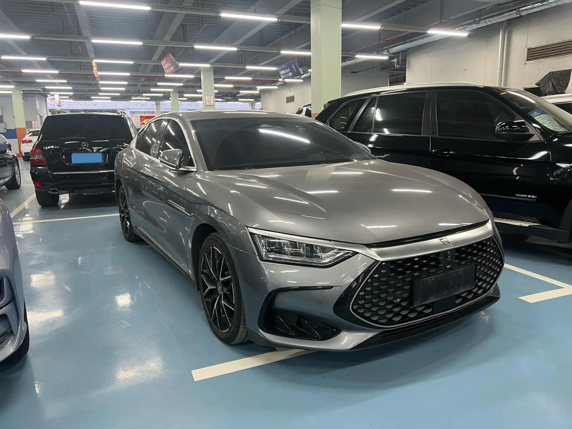 2022 BYD HAN thumbnail 3