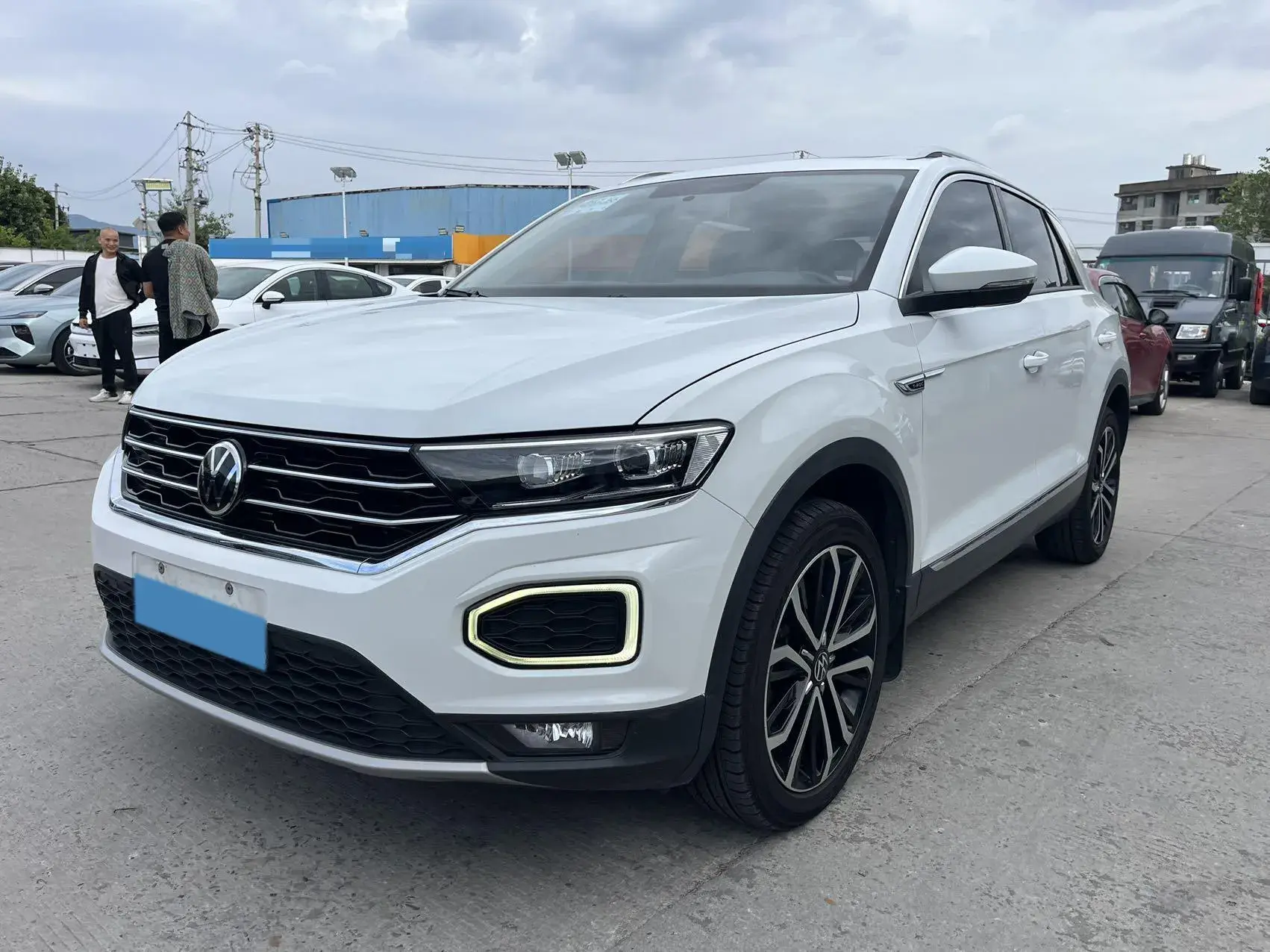 2021 VOLKSWAGEN T-ROC view 1