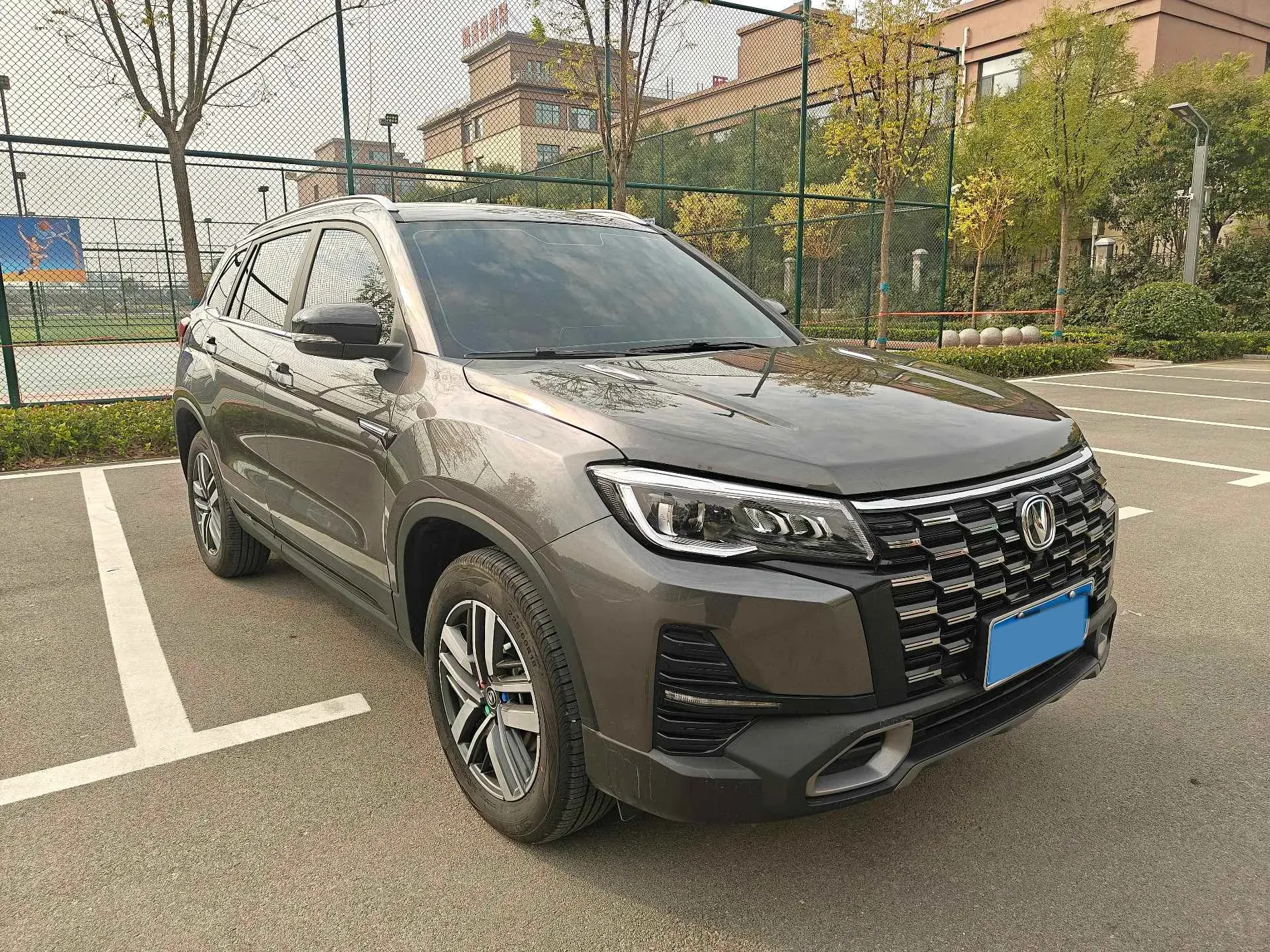 2024 CHANGAN CS75 thumbnail 3