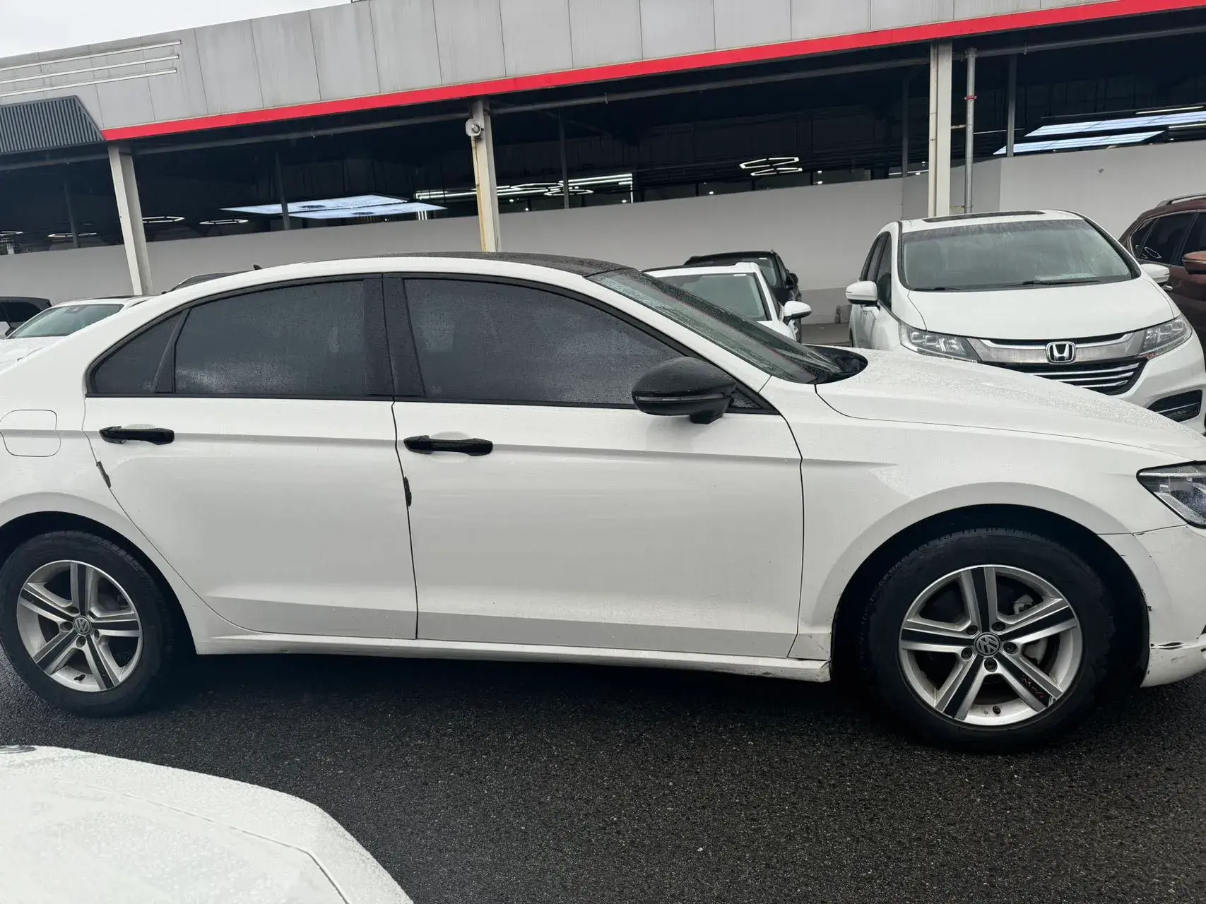 2018 VOLKSWAGEN LAMANDO thumbnail 4