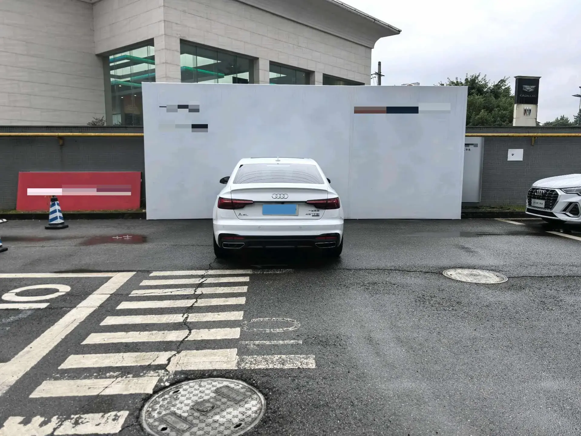 2022 AUDI A4L thumbnail 4