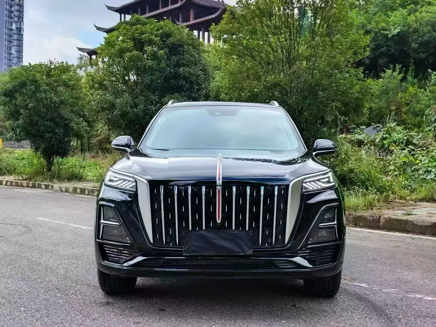 2025 HONGQI HS5 thumbnail 2