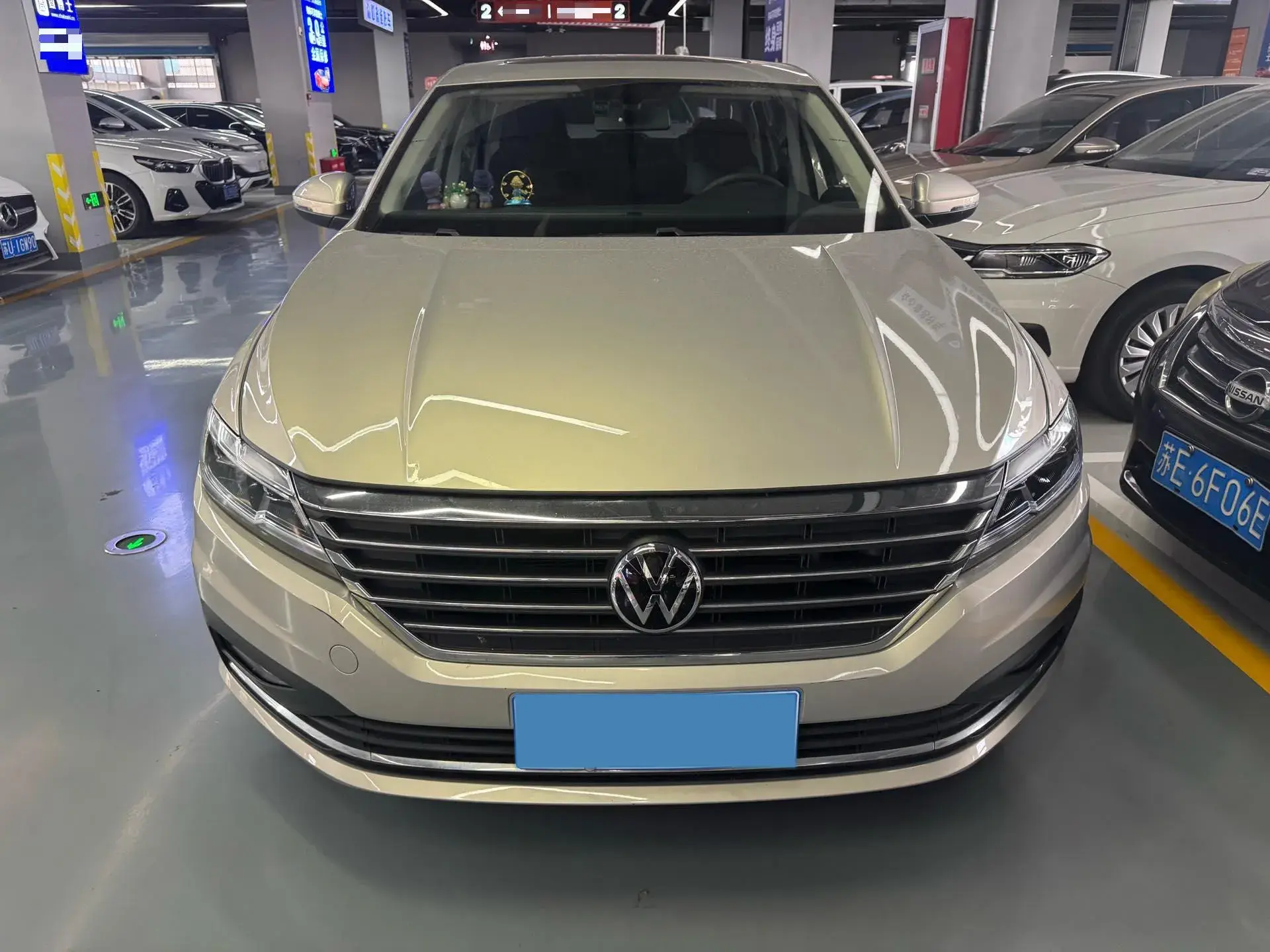 2021 VOLKSWAGEN LAVIDA thumbnail 2