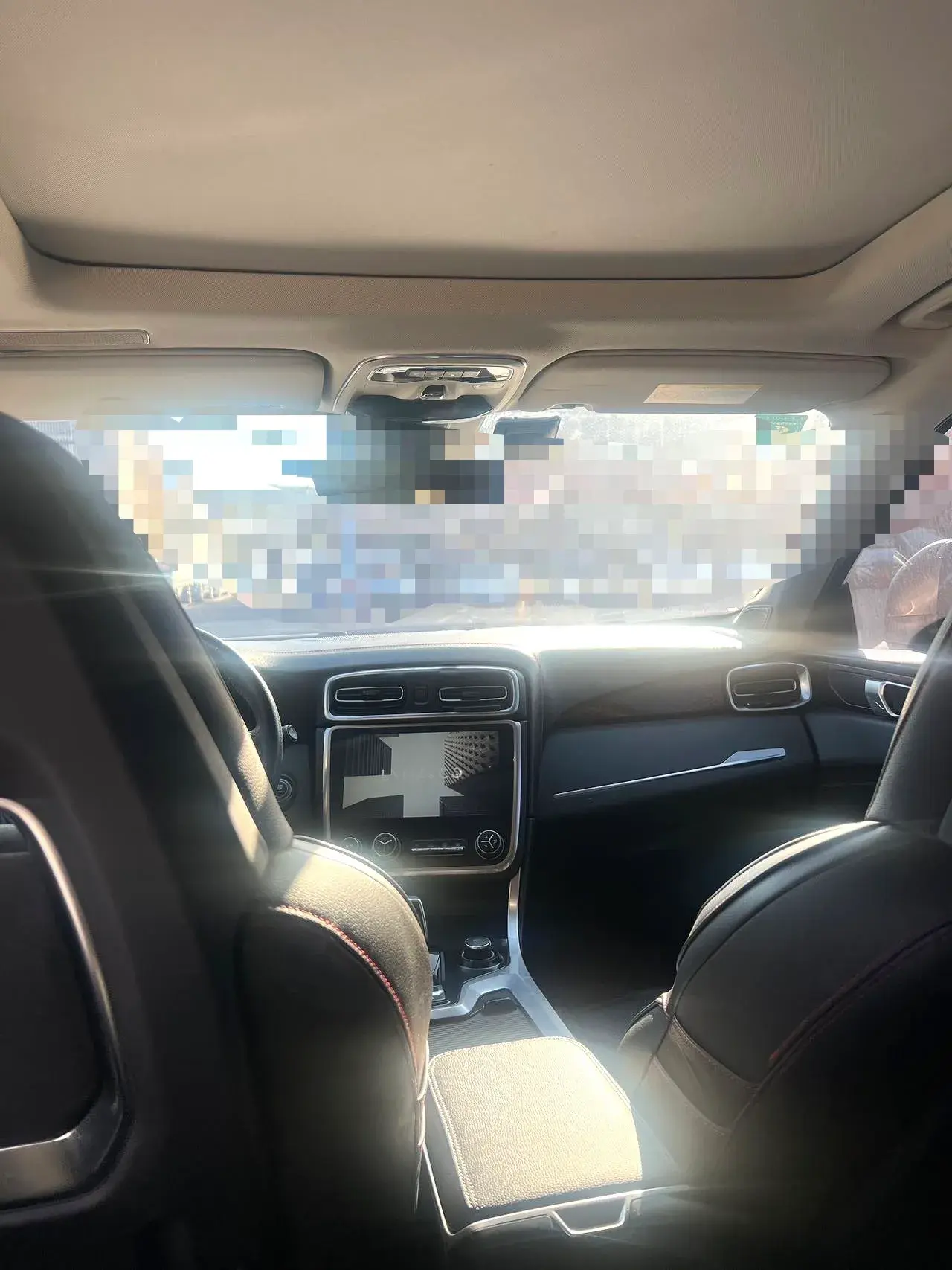 2017 LYNK&CO 01 thumbnail 4