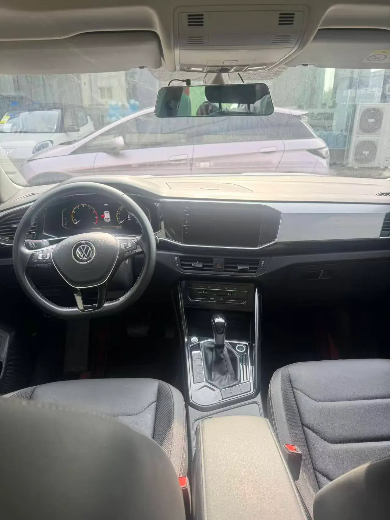 2022 VOLKSWAGEN TAYRON thumbnail 4