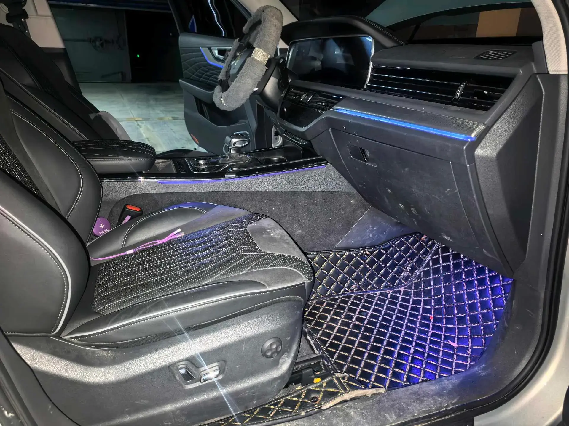 2019 HONGQI HS5 thumbnail 3