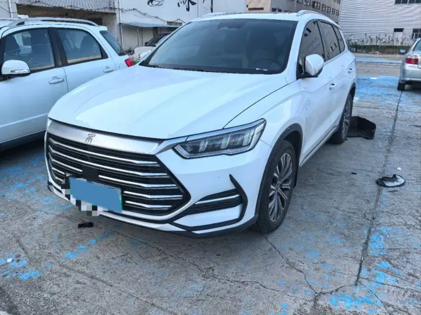 2022 BYD SONG view 1