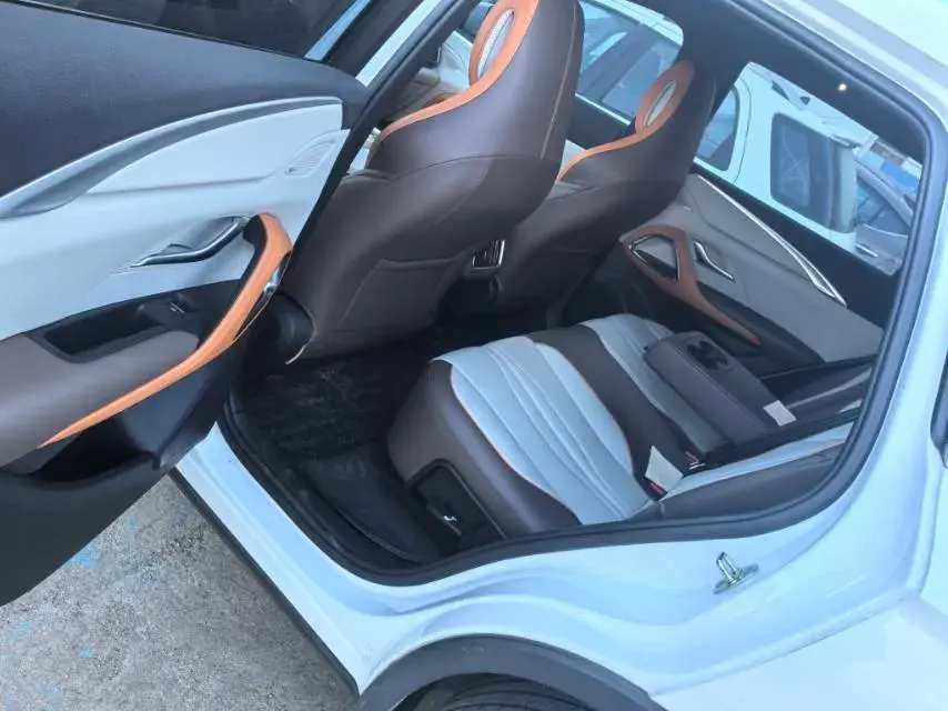 2022 BYD SONG thumbnail 4