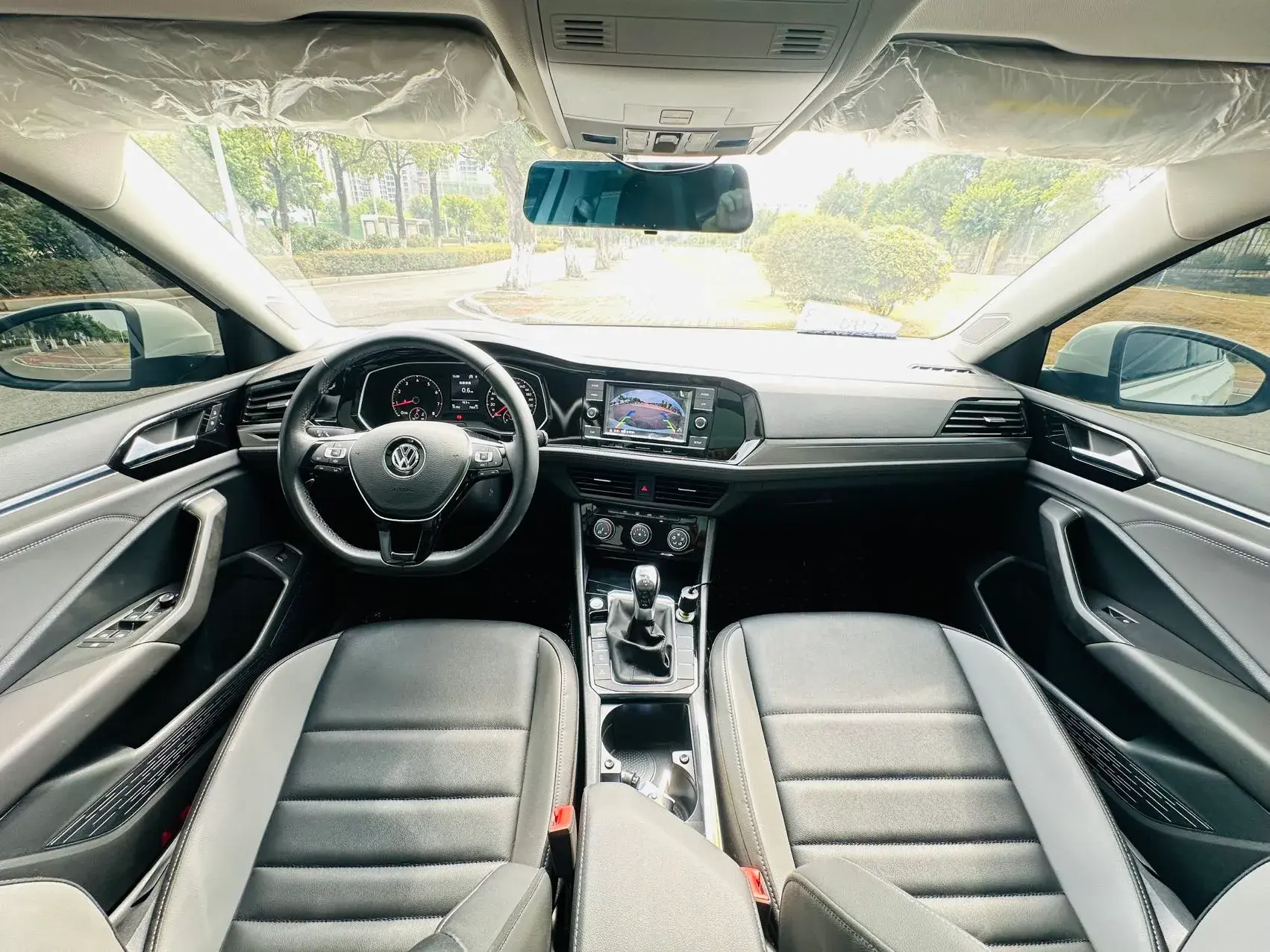 2020 VOLKSWAGEN SAGITAR thumbnail 4