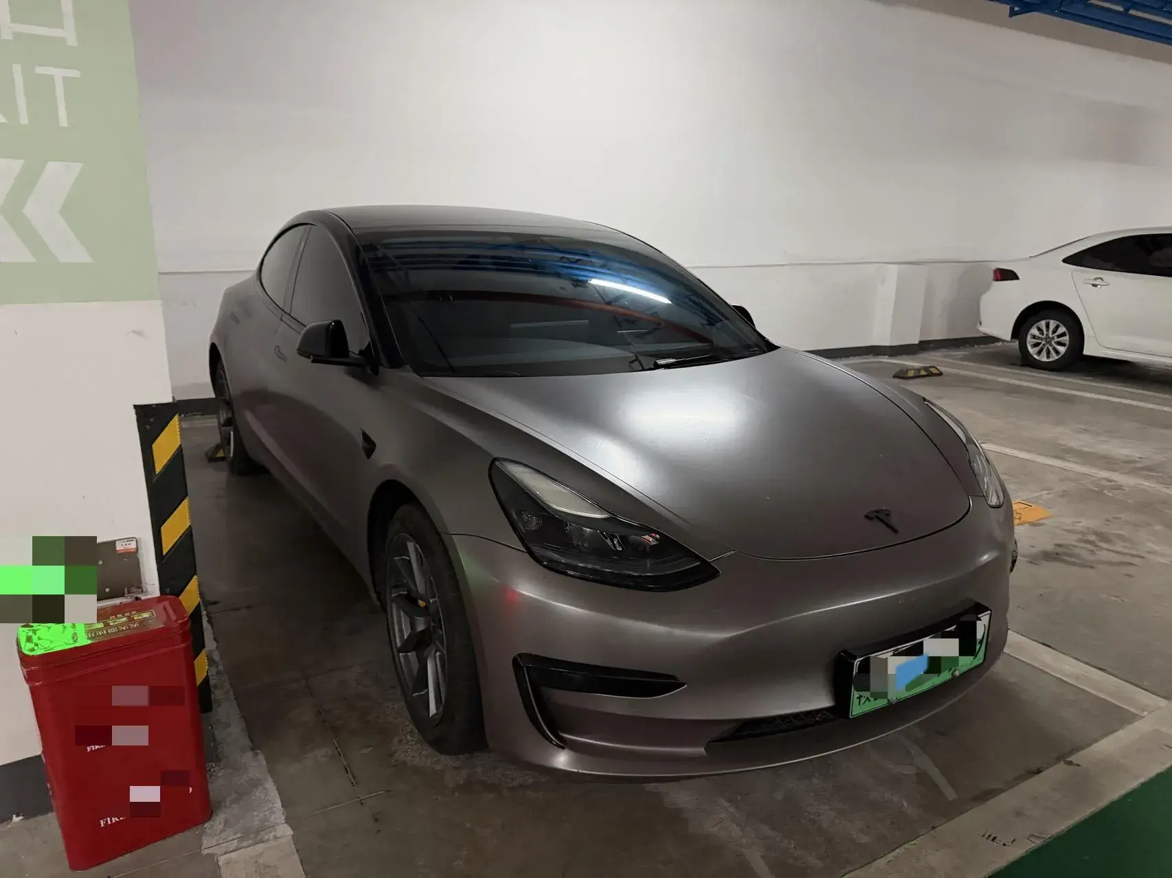 2022 TESLA MODEL thumbnail 3