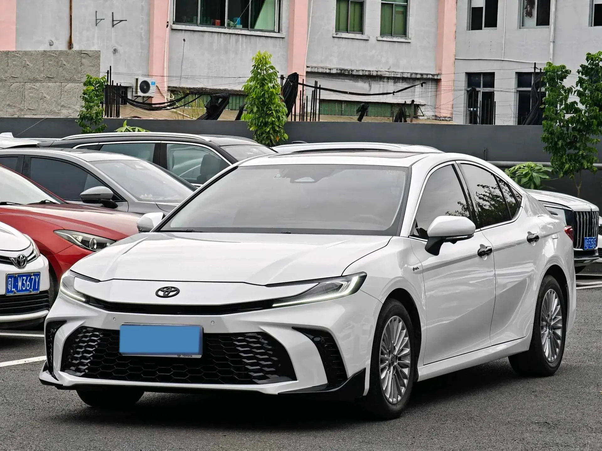 2024 TOYOTA CAMRY view 1