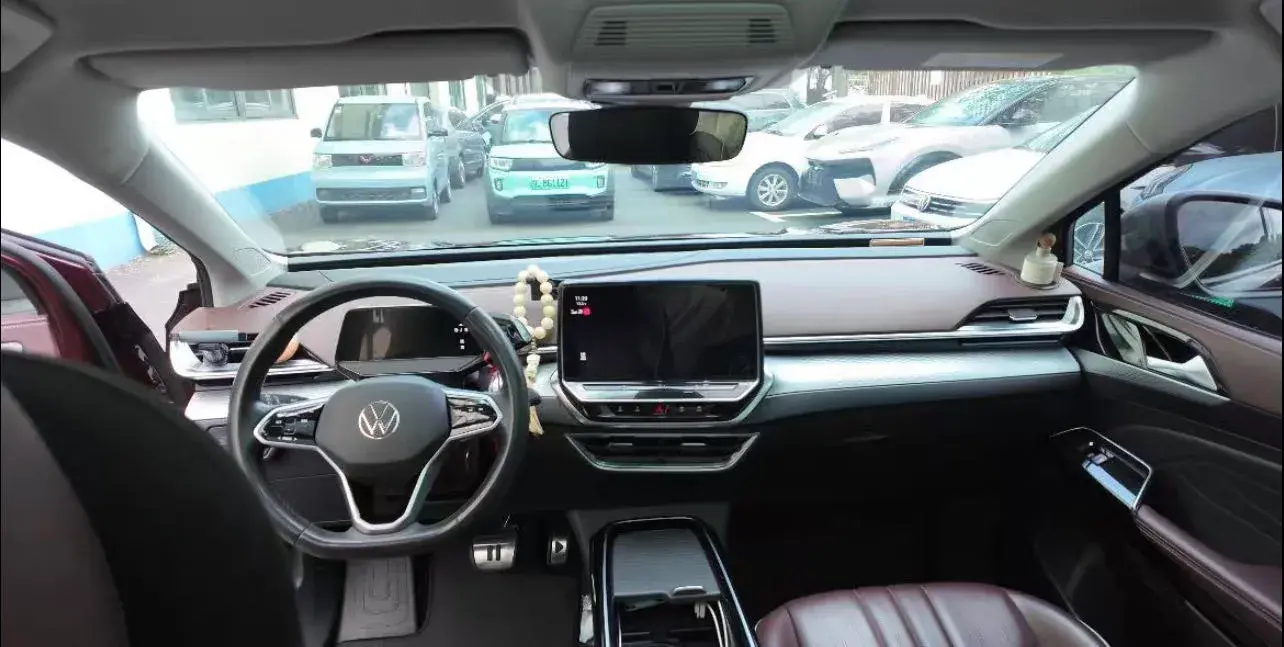 2021 VOLKSWAGEN ID.6 thumbnail 4