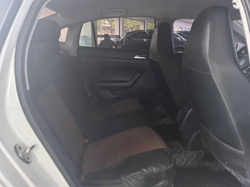 2025 VOLKSWAGEN LAVIDA thumbnail 4