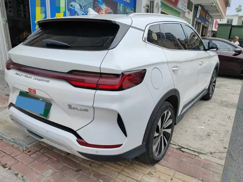 2023 BYD SONG thumbnail 4