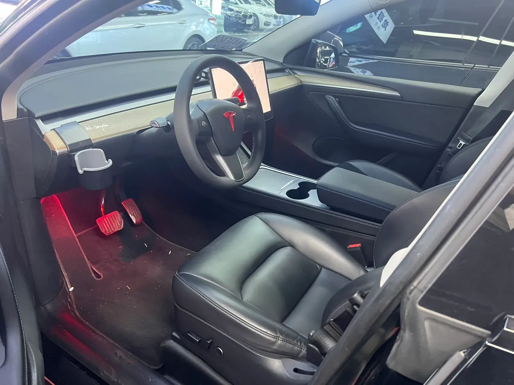 2022 TESLA MODEL thumbnail 4