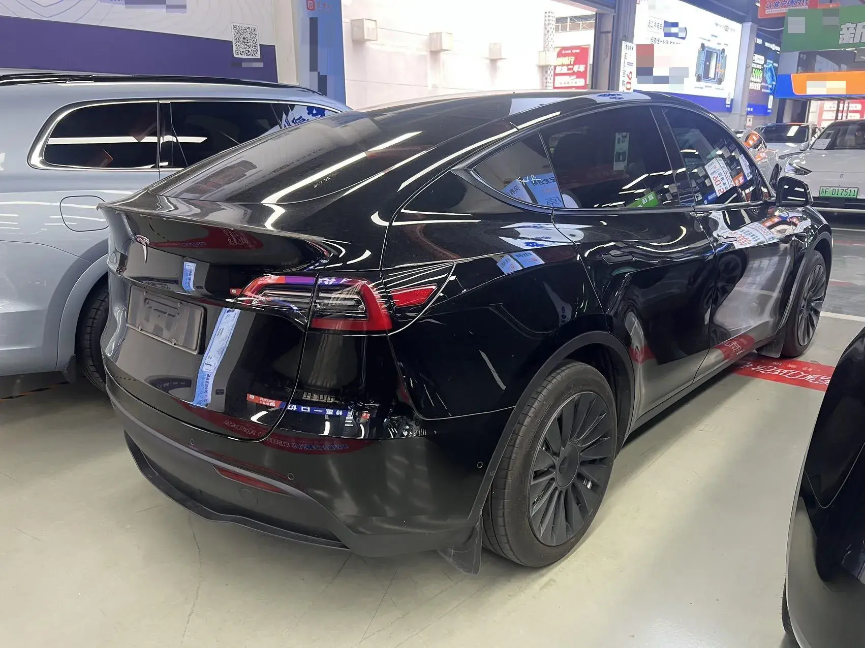 2022 TESLA MODEL thumbnail 3