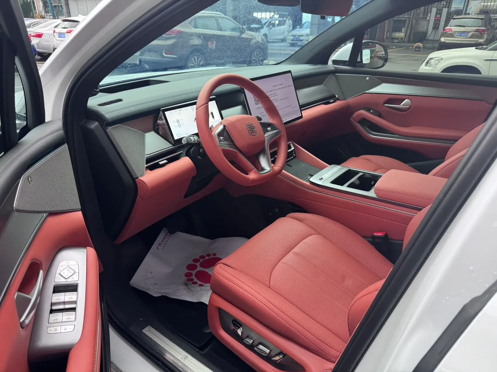 2025 BYD TANGL thumbnail 4