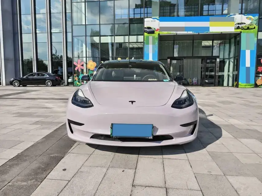 2021 TESLA MODEL thumbnail 2