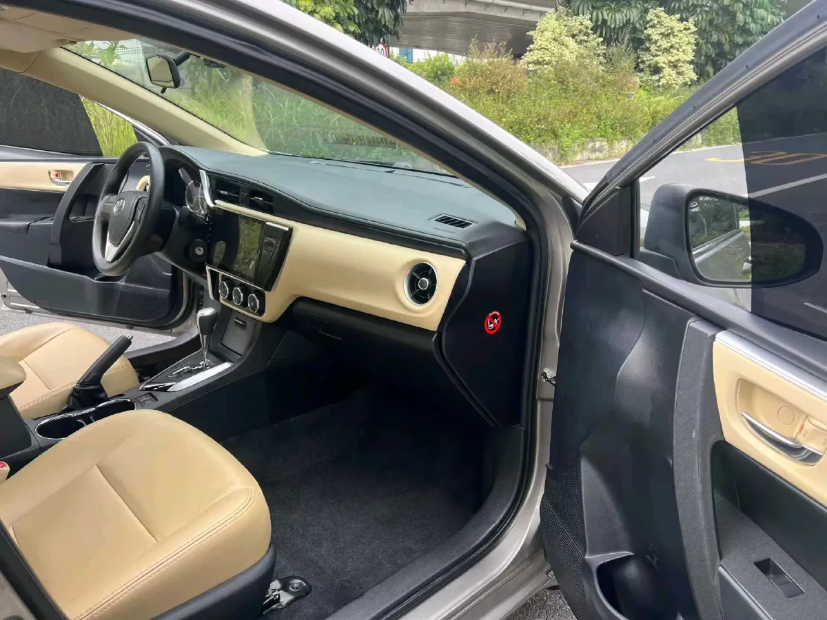 2017 Toyota Corolla 1.2T 116HP L4 CVT,autocango,china used car exporter,china ev exporter,chinese used car exporter,chinese used ev exporter