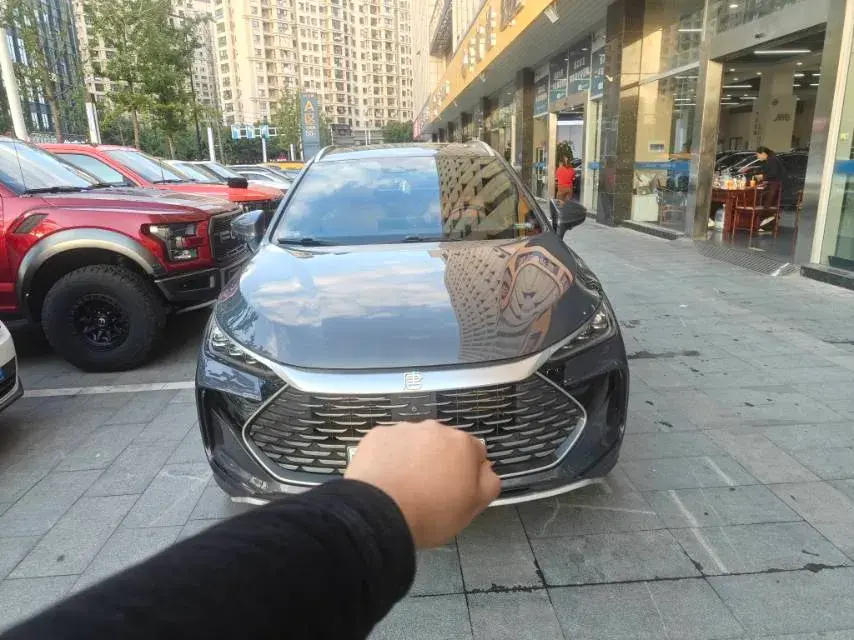 2022 BYD TANG thumbnail 2