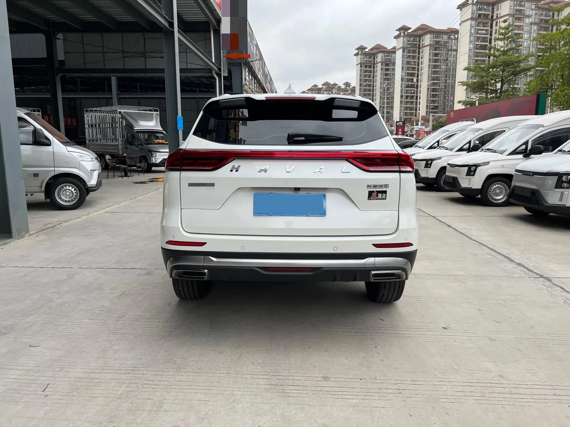 2023 HAVAL H6 thumbnail 3