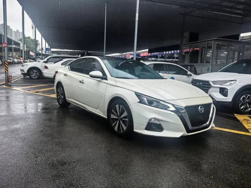 2021 NISSAN TEANA thumbnail 3